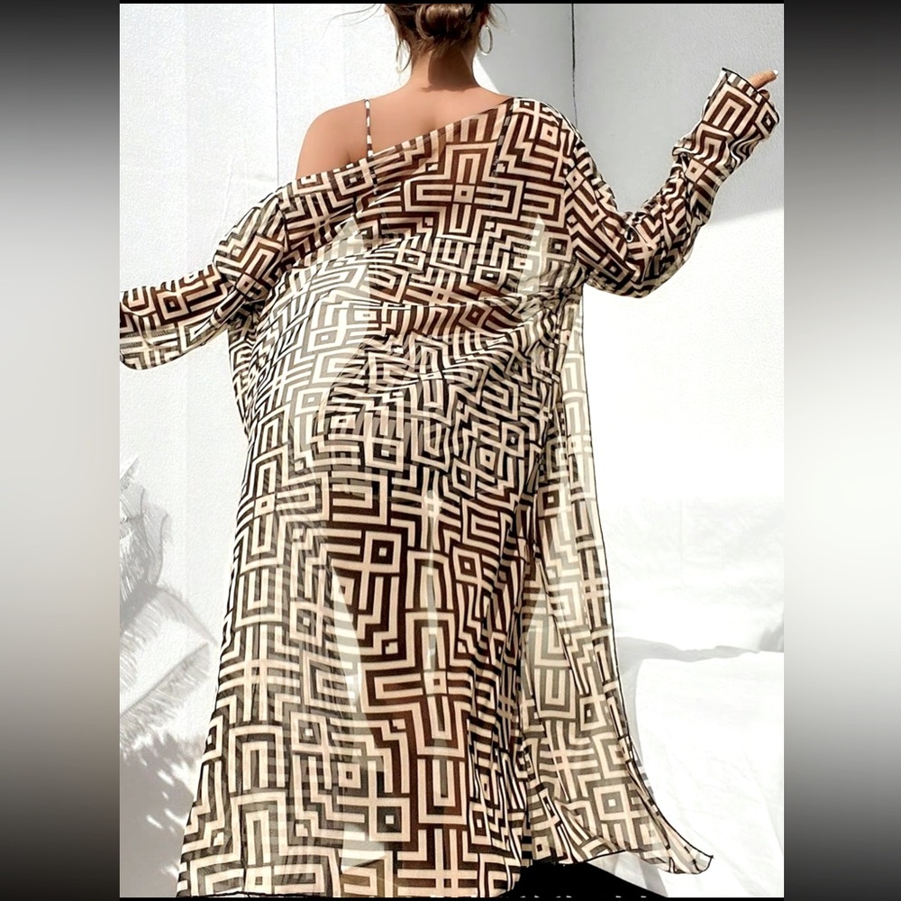 Geometric Patterned Swim 3 Piece Set Brand New Boutique - Picture 3 of 5